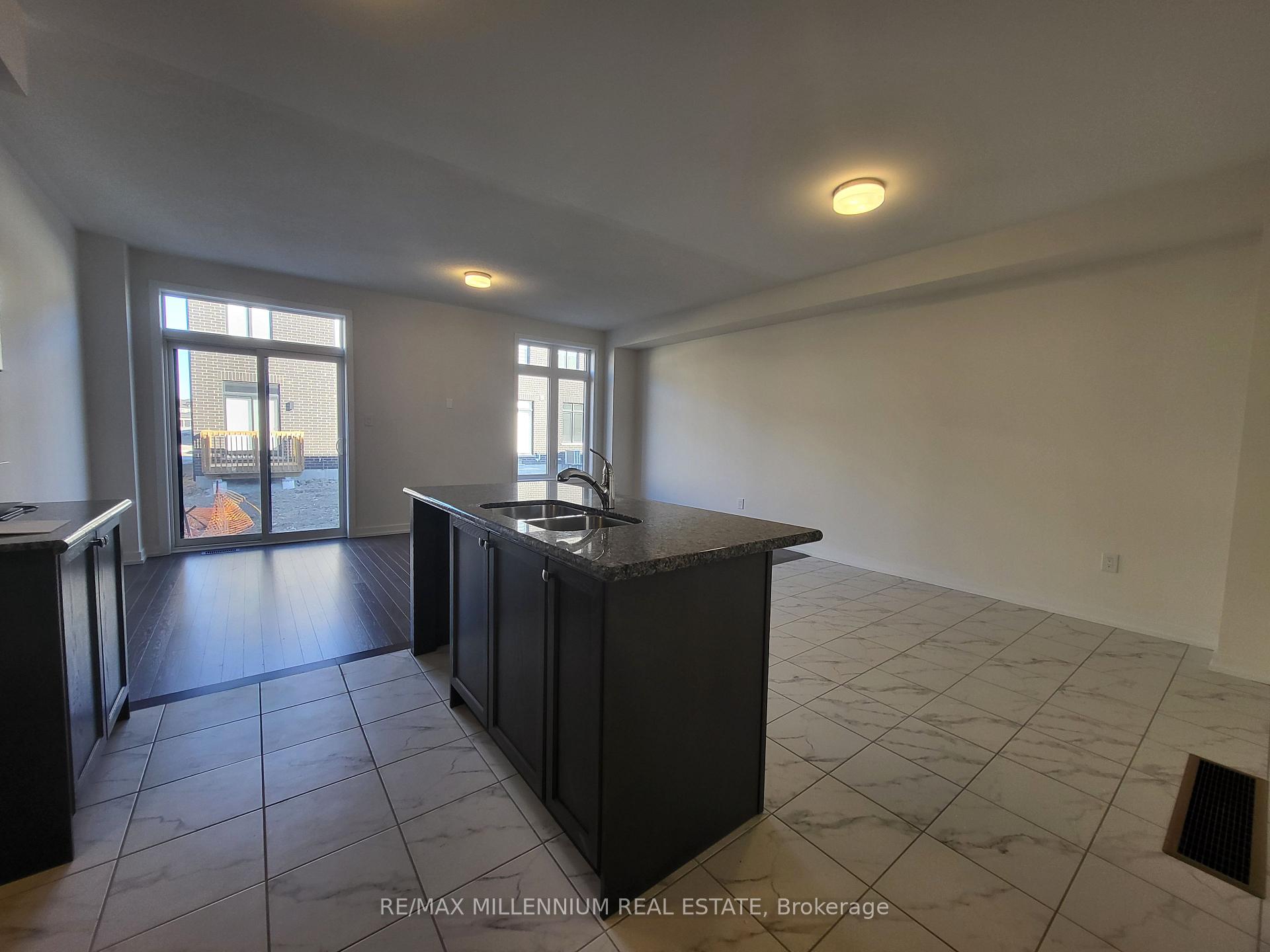 Photo 20 of 30 Singhampton Road, Vaughan, Kleinburg — HOMEH