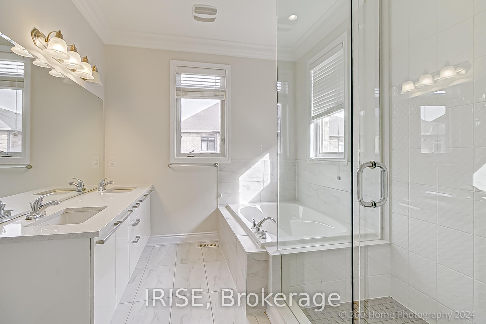Photo 10 of 7 Elysian Fields Circle, Brampton, Bram West — HOMEH