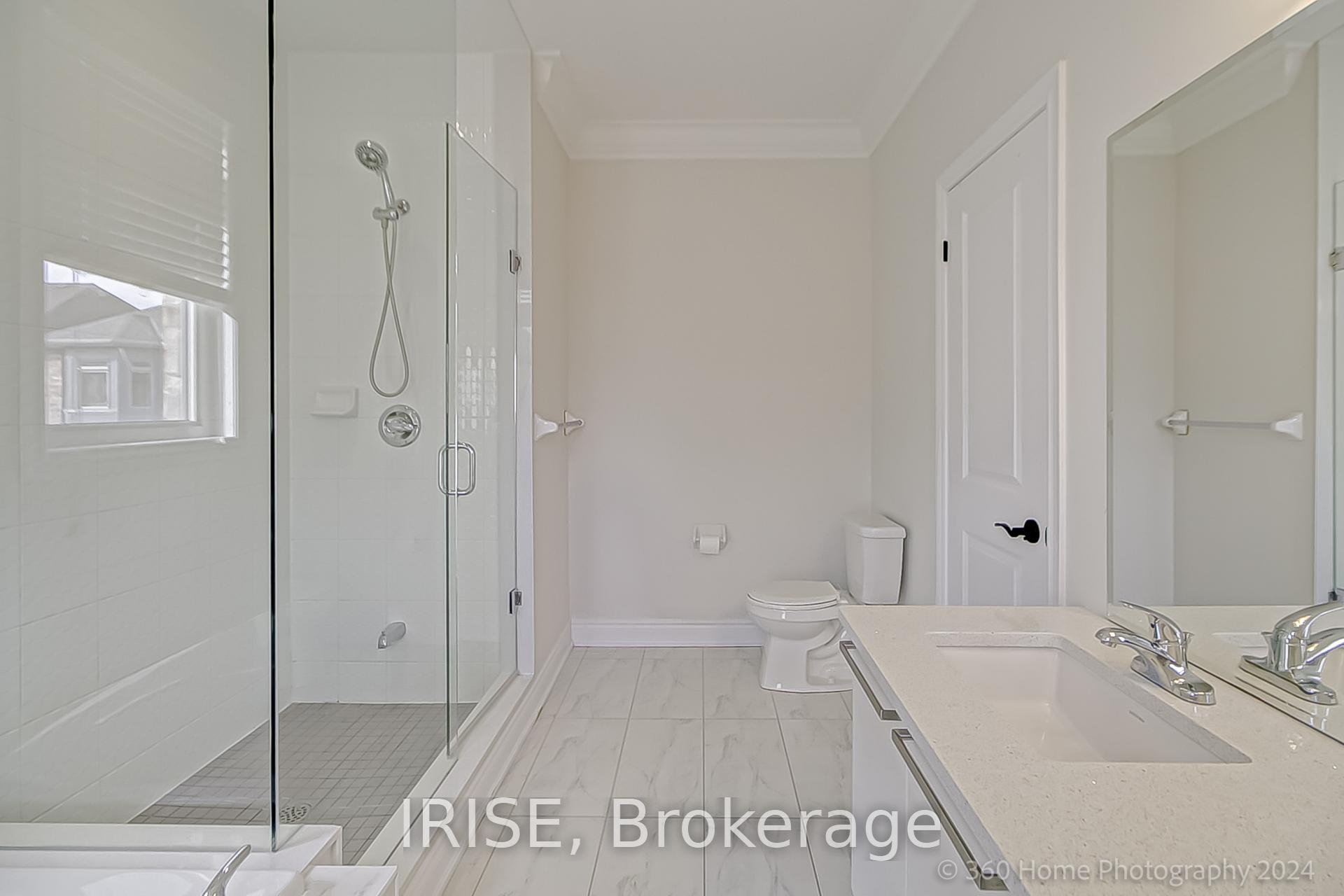Photo 12 of 7 Elysian Fields Circle, Brampton, Bram West — HOMEH