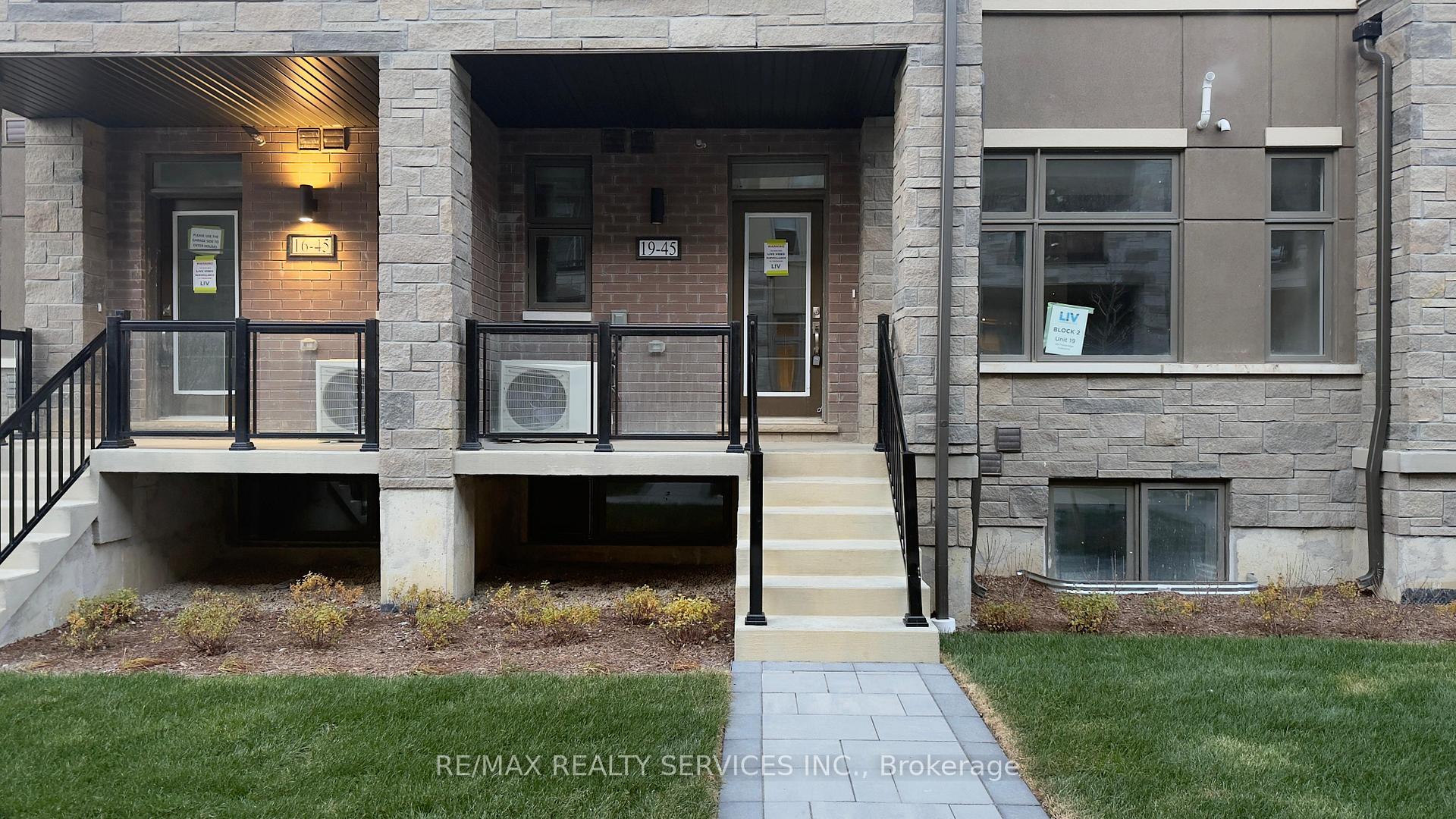 Photo 4 of Unit 19, 45 Fieldridge Crescent, Brampton, Brampton North — HOMEH
