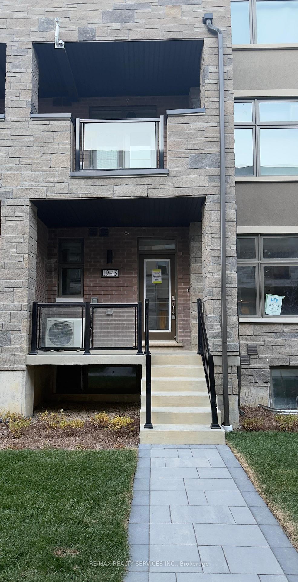 Photo 27 of Unit 19, 45 Fieldridge Crescent, Brampton, Brampton North — HOMEH