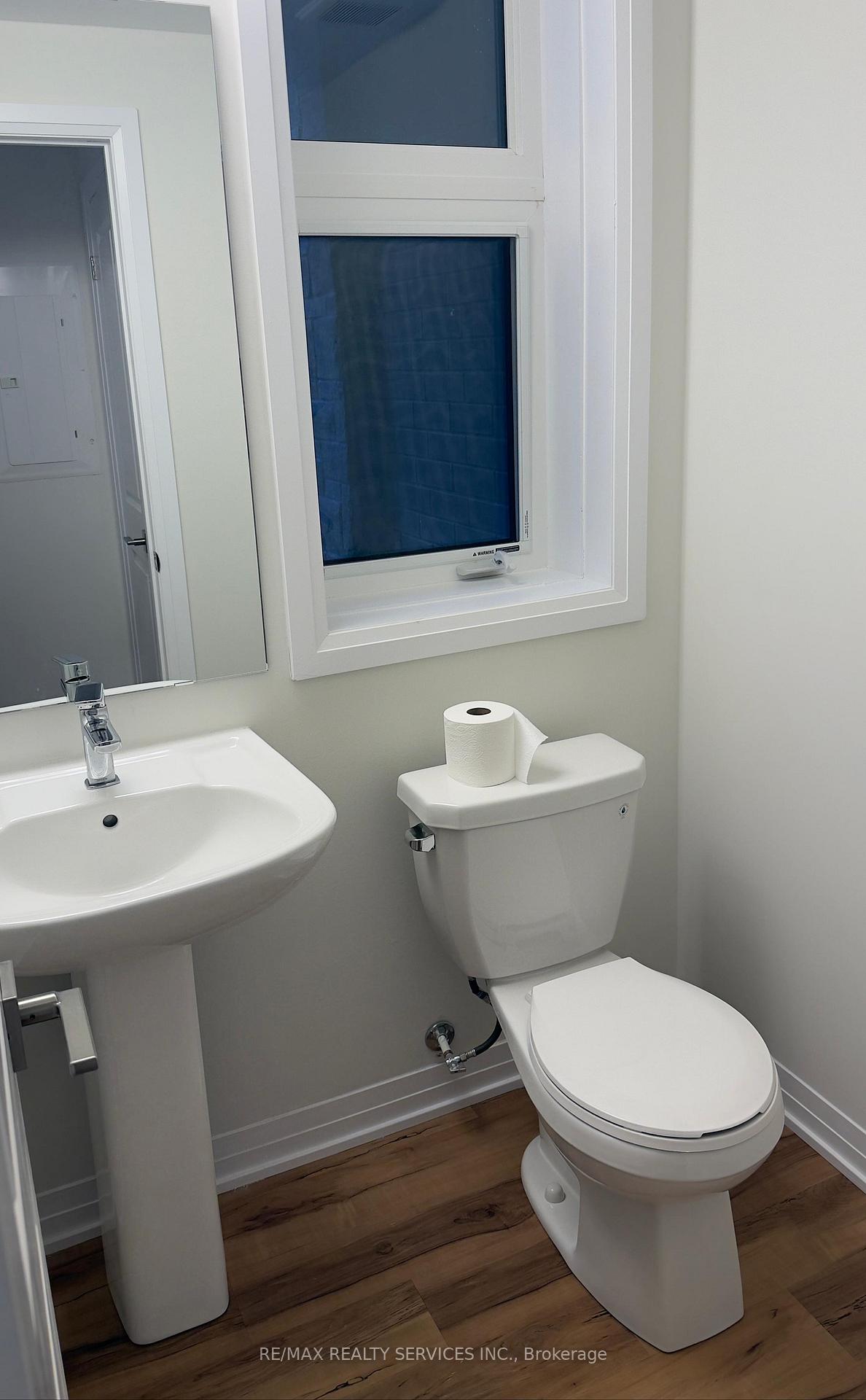 Photo 20 of Unit 19, 45 Fieldridge Crescent, Brampton, Brampton North — HOMEH