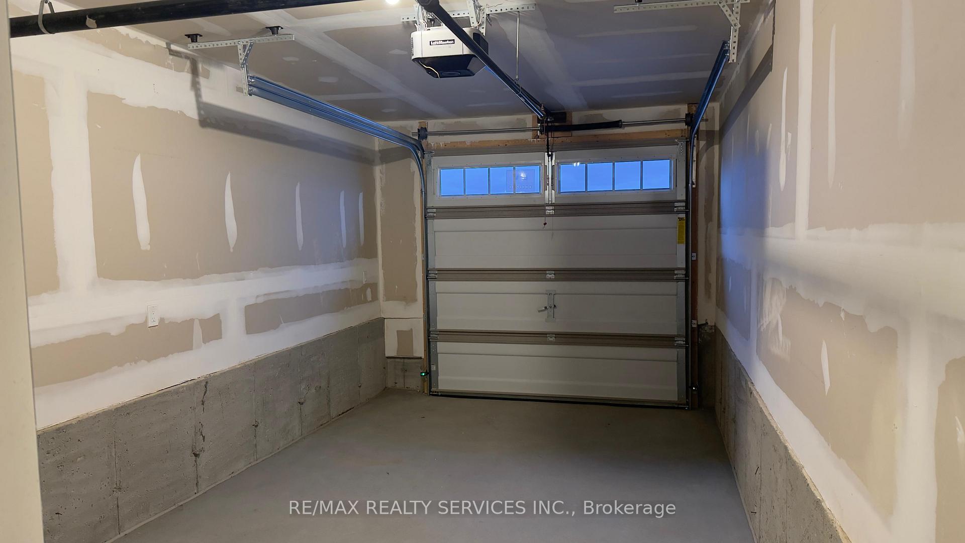 Photo 19 of Unit 19, 45 Fieldridge Crescent, Brampton, Brampton North — HOMEH