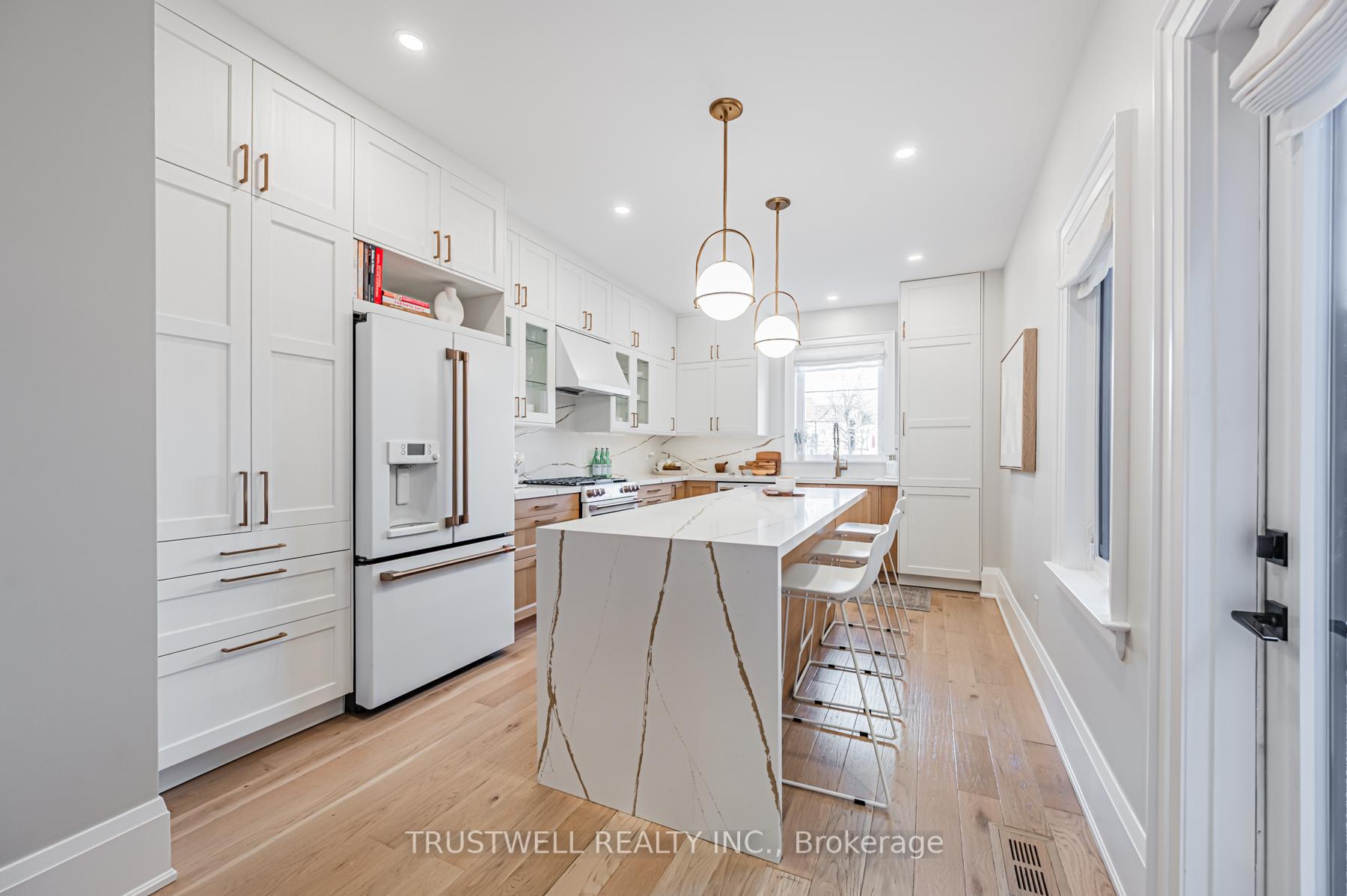 Photo 3 of 25 Hamilton Street N, Toronto, South Riverdale — HOMEH