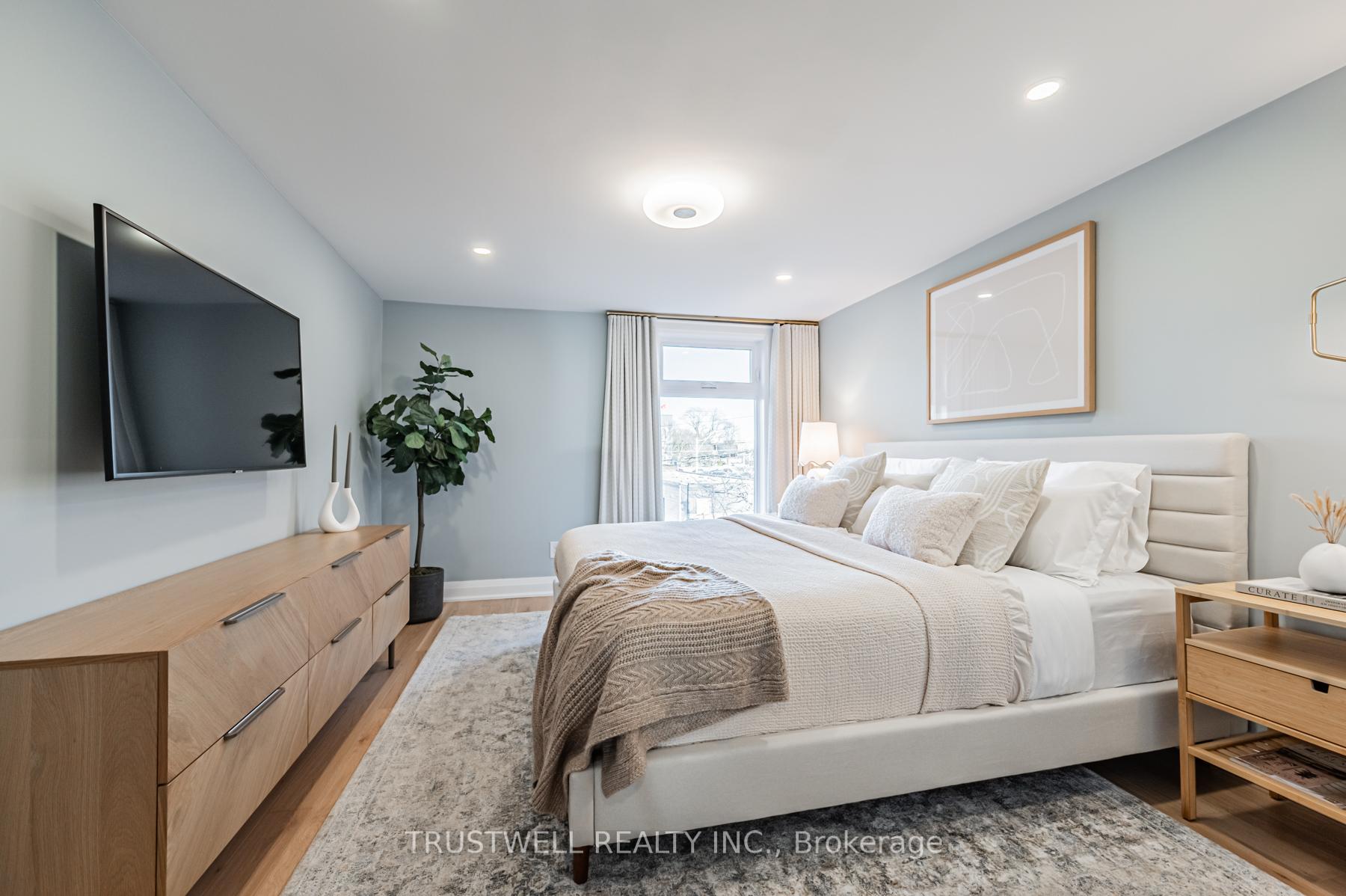 Photo 13 of 25 Hamilton Street N, Toronto, South Riverdale — HOMEH
