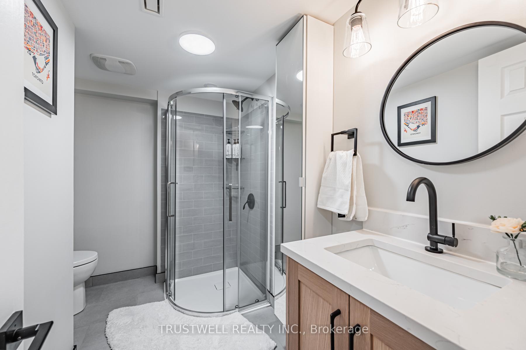 Photo 14 of 25 Hamilton Street N, Toronto, South Riverdale — HOMEH