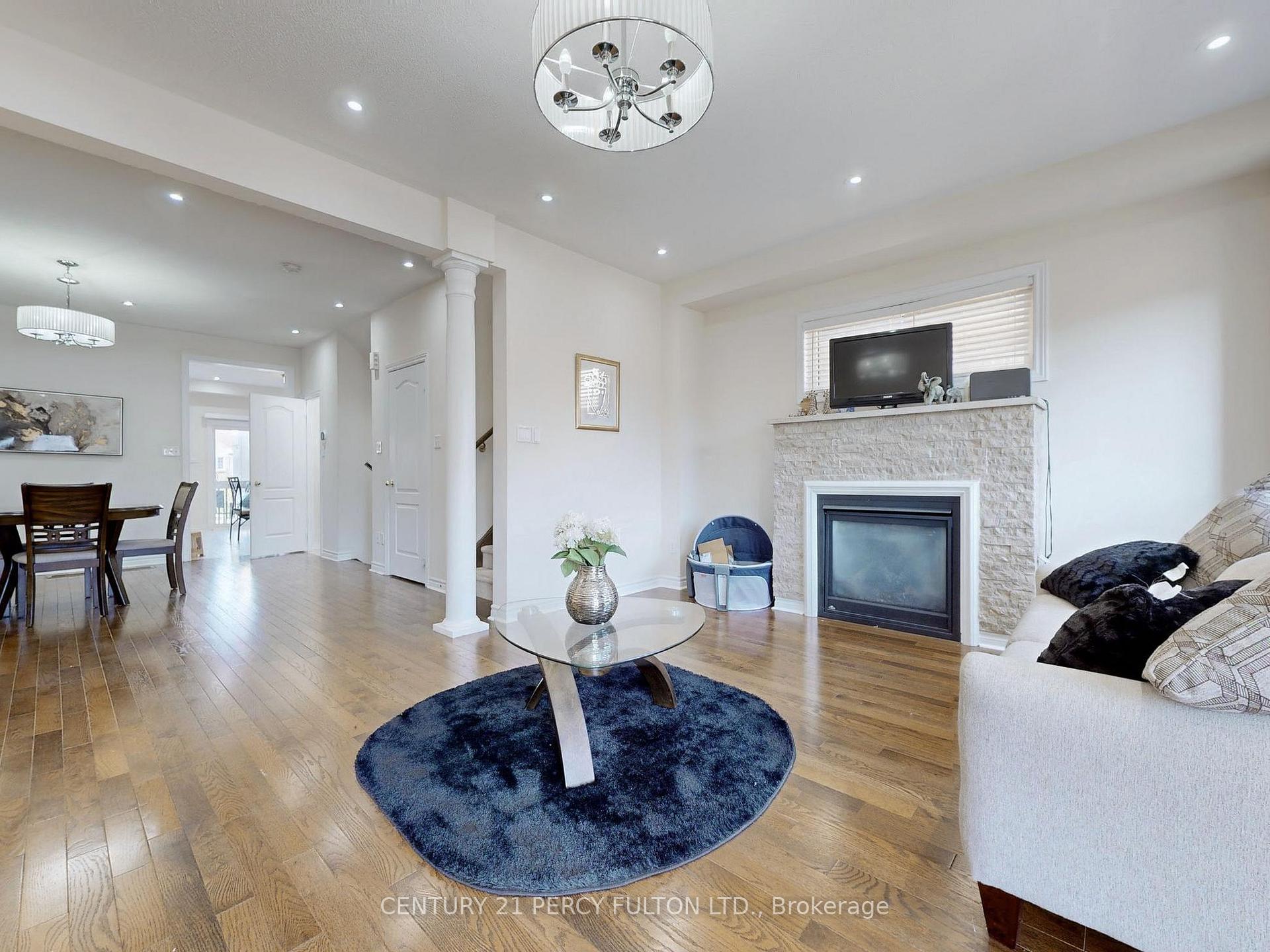 Photo 7 of 1544 Bruny Avenue, Pickering, Duffin Heights — HOMEH