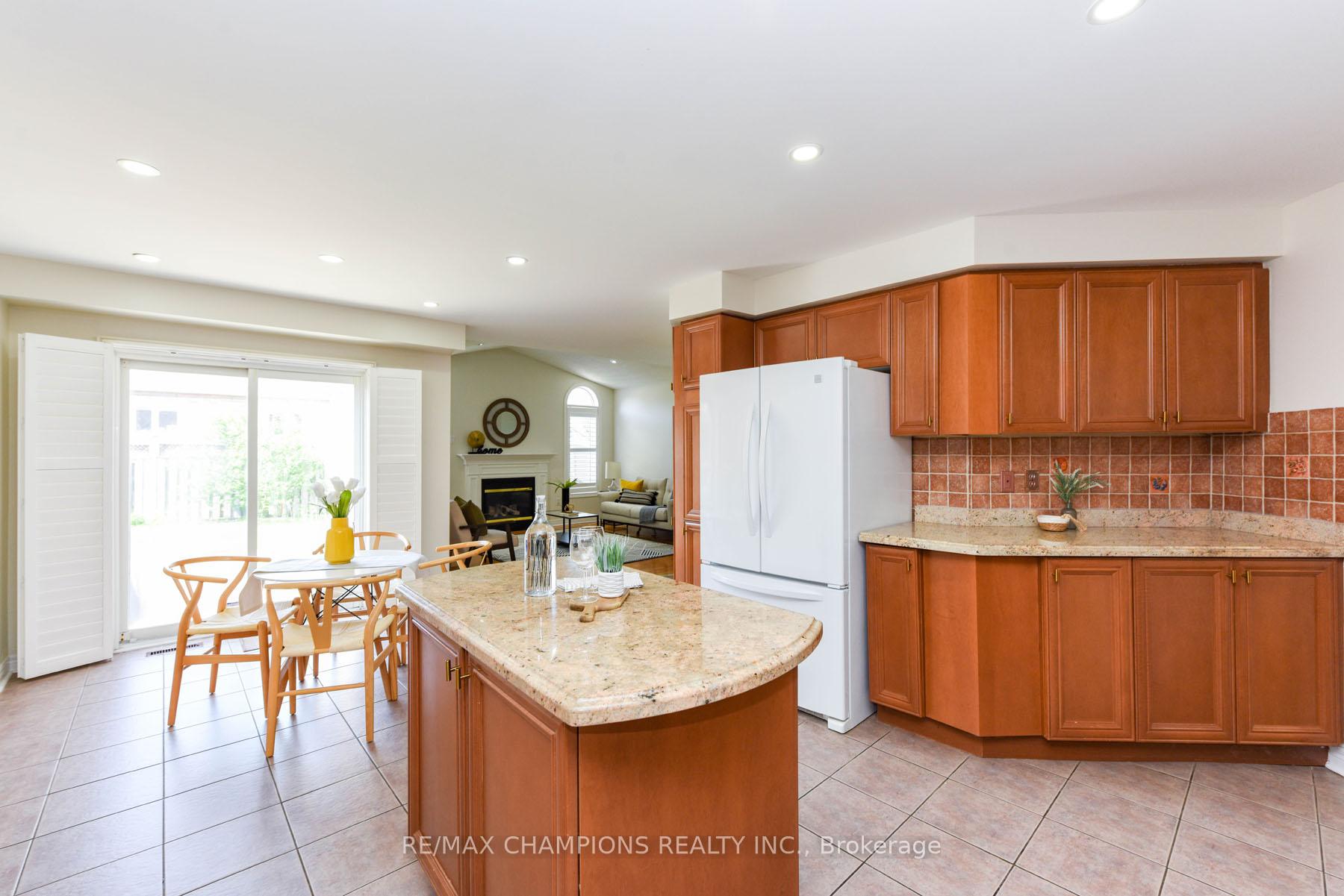 Photo 26 of 30 Forest Gate Avenue N, Caledon, Bolton North — HOMEH