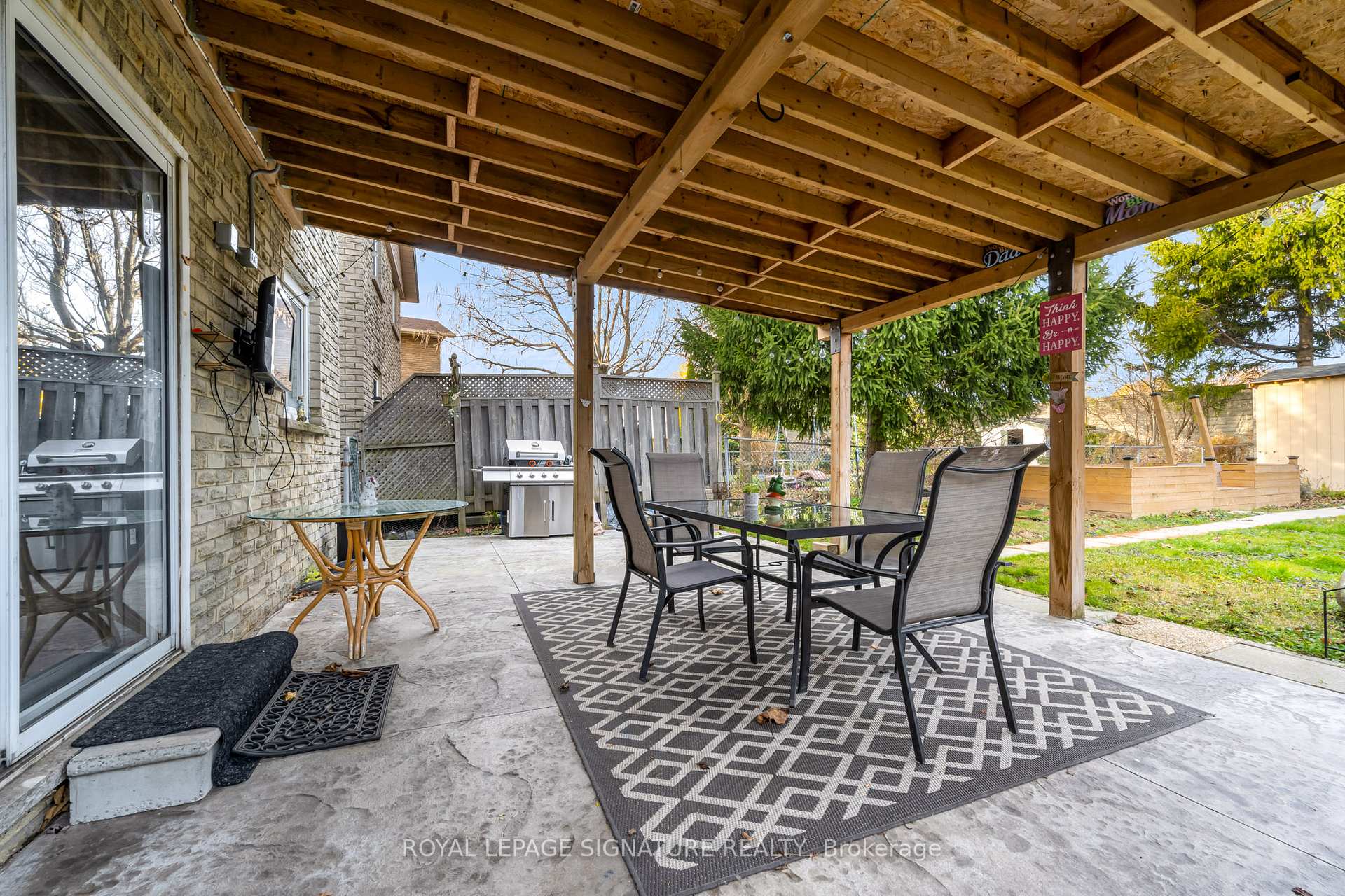 Photo 20 of 62 Adis Avenue, Hamilton, Gurnett — HOMEH