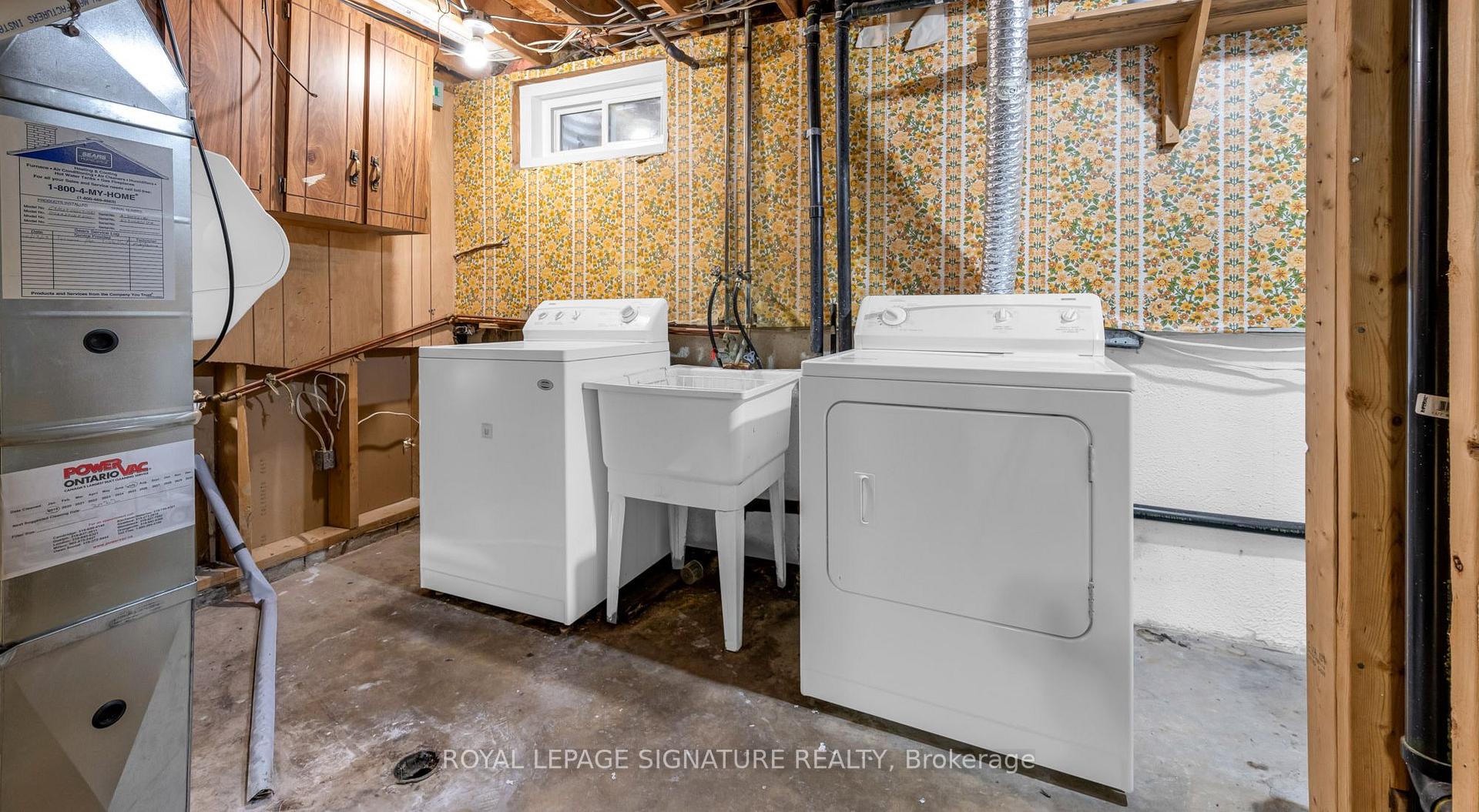 Photo 17 of 62 Adis Avenue, Hamilton, Gurnett — HOMEH