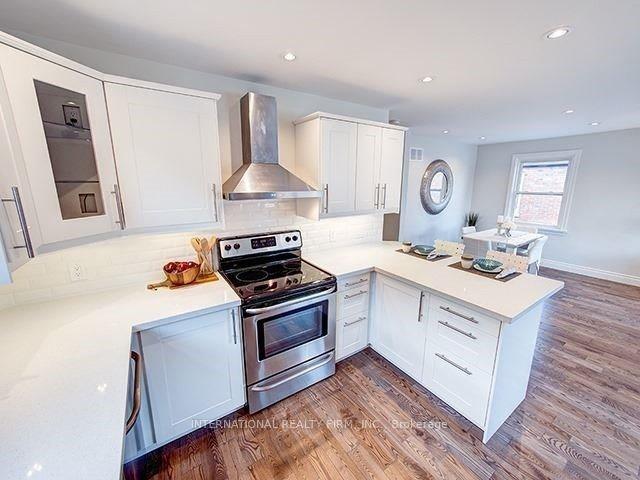 Photo 5 of 392 Athol Street E, Oshawa, Central — HOMEH