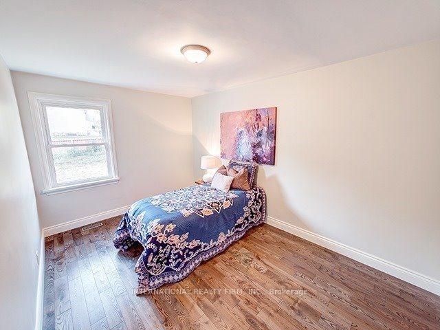 Photo 36 of 392 Athol Street E, Oshawa, Central — HOMEH