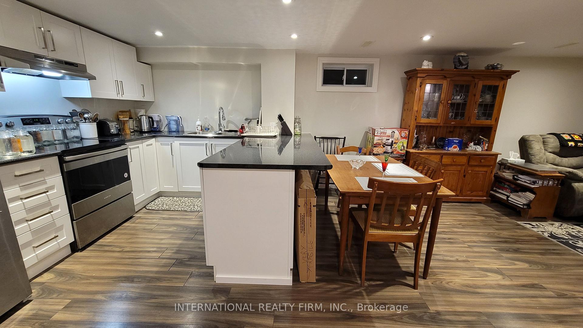 Photo 29 of 392 Athol Street E, Oshawa, Central — HOMEH