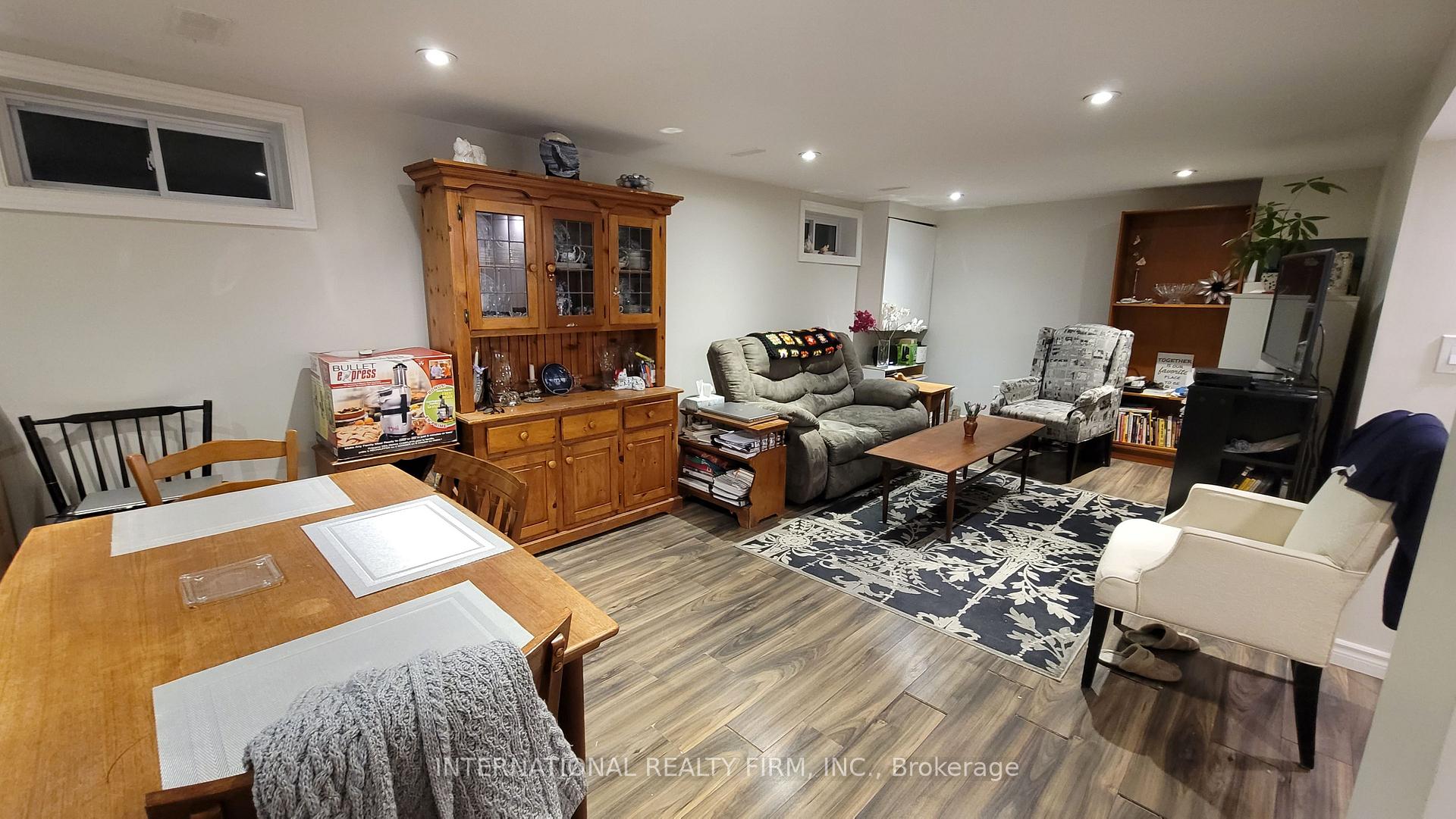 Photo 26 of 392 Athol Street E, Oshawa, Central — HOMEH