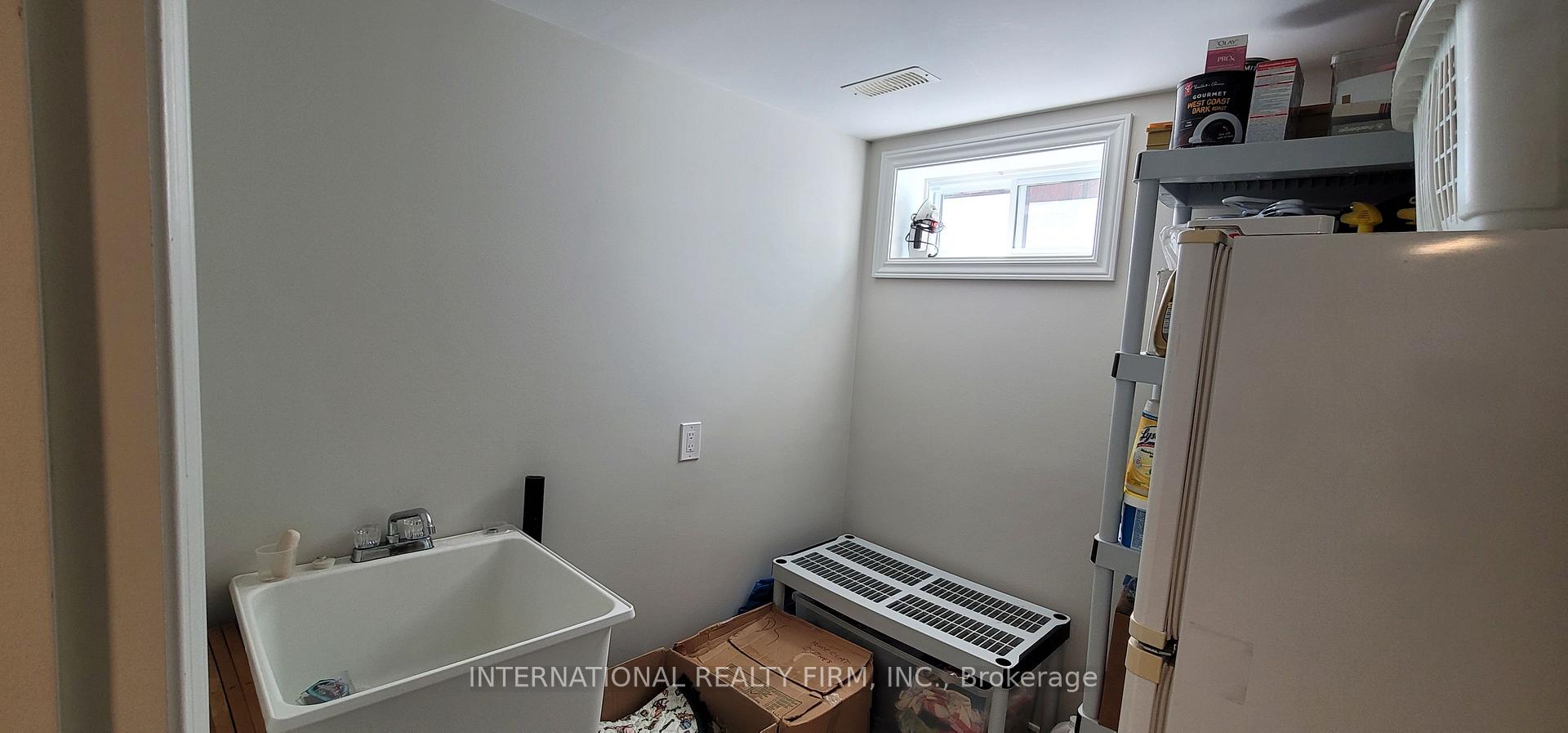 Photo 32 of 392 Athol Street E, Oshawa, Central — HOMEH