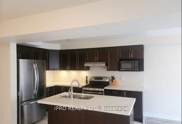 Photo 2 of 39 Waterbridge Street, Hamilton, Stoney Creek — HOMEH