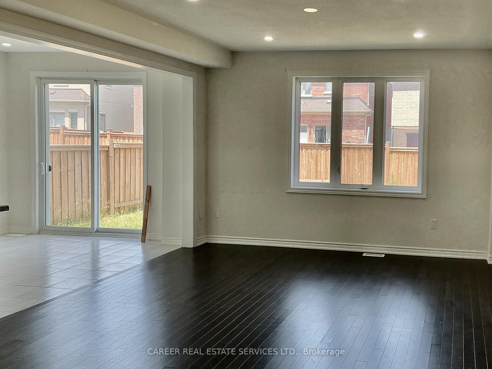 Photo 9 of 172 Ronald Hooper Avenue, Clarington, Bowmanville — HOMEH