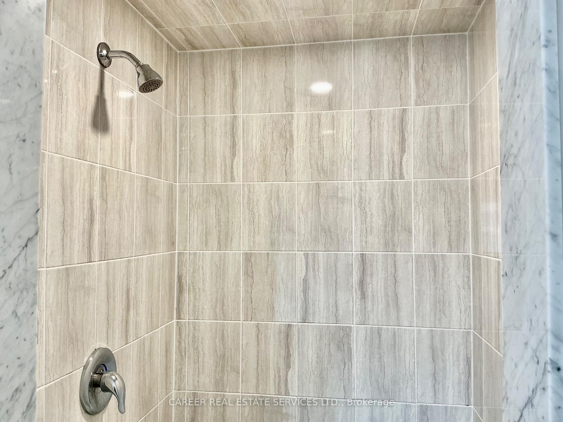 Photo 21 of 172 Ronald Hooper Avenue, Clarington, Bowmanville — HOMEH