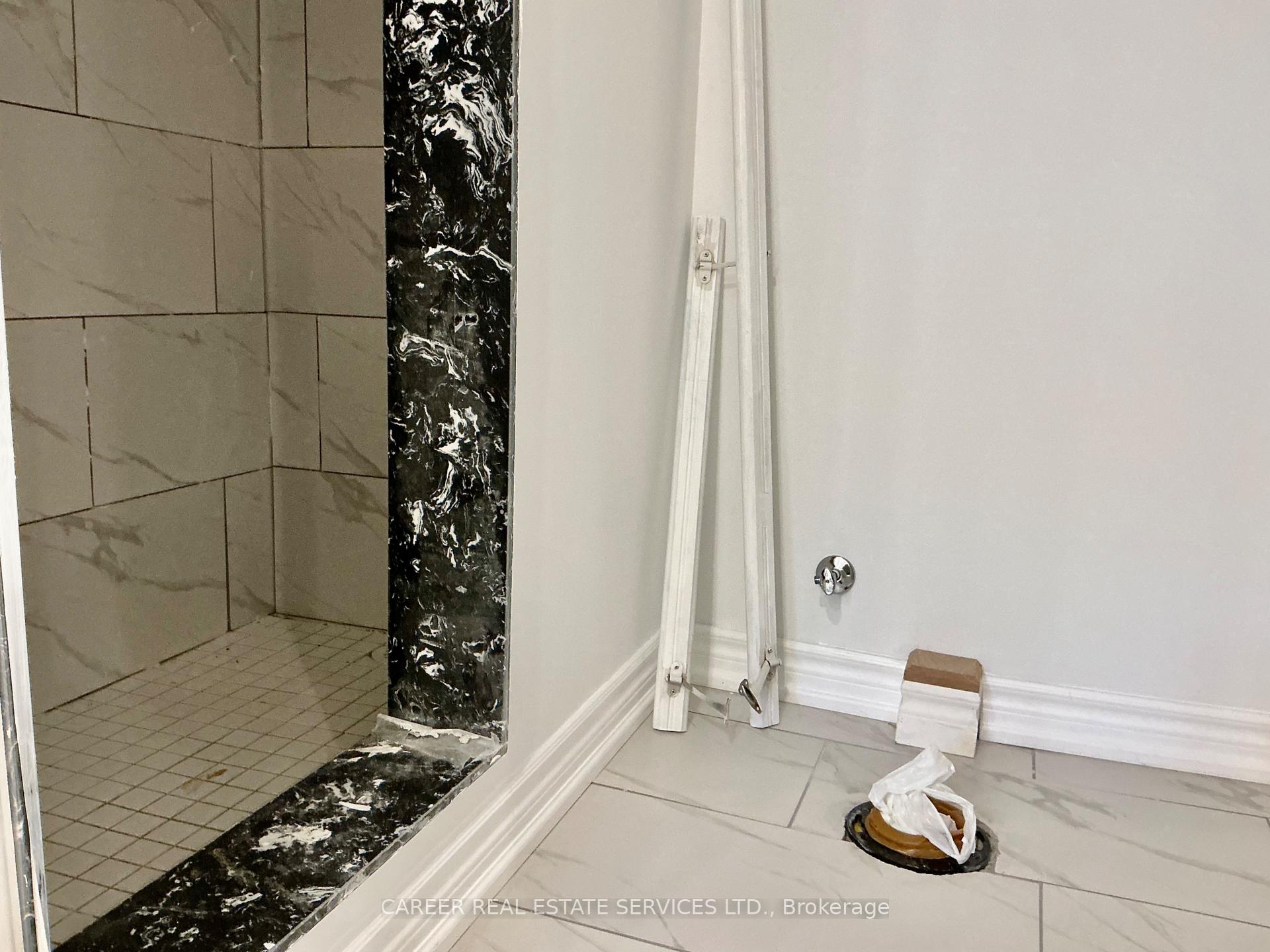 Photo 26 of 172 Ronald Hooper Avenue, Clarington, Bowmanville — HOMEH