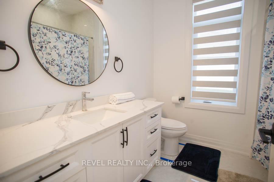 Photo 18 of 14 Bowen Place, Brant, Oakland — HOMEH