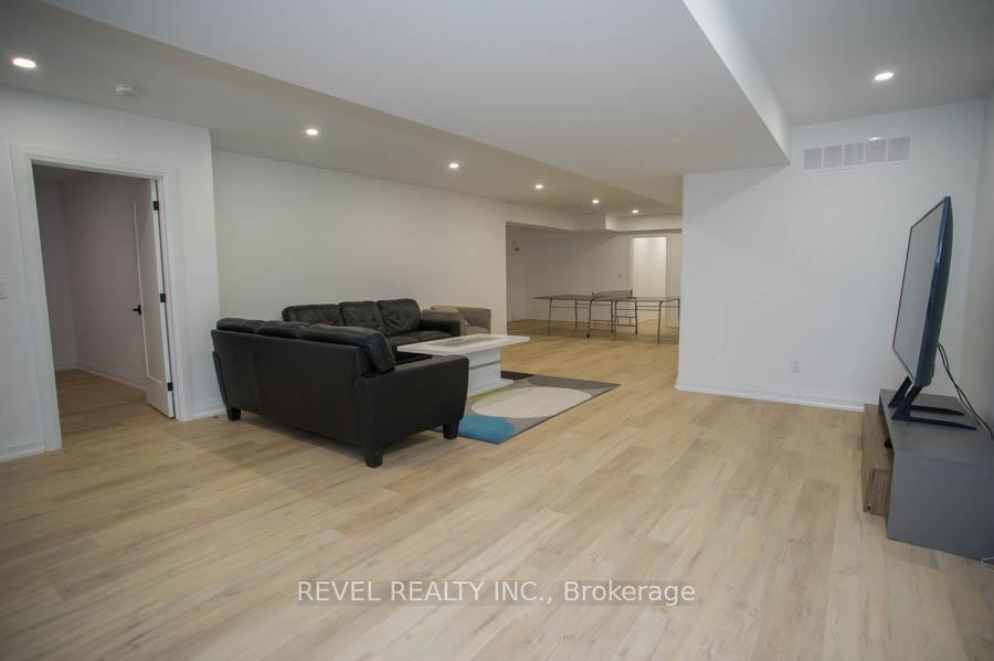Photo 19 of 14 Bowen Place, Brant, Oakland — HOMEH