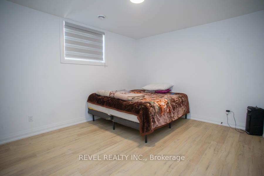 Photo 29 of 14 Bowen Place, Brant, Oakland — HOMEH