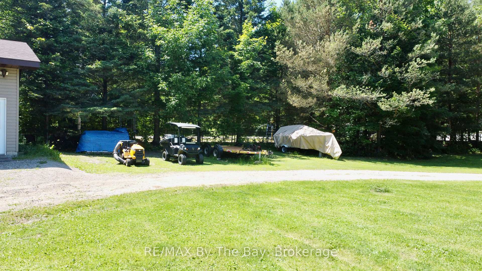 Photo 9 of 8330 Highway 93, Tiny, Rural Tiny — HOMEH