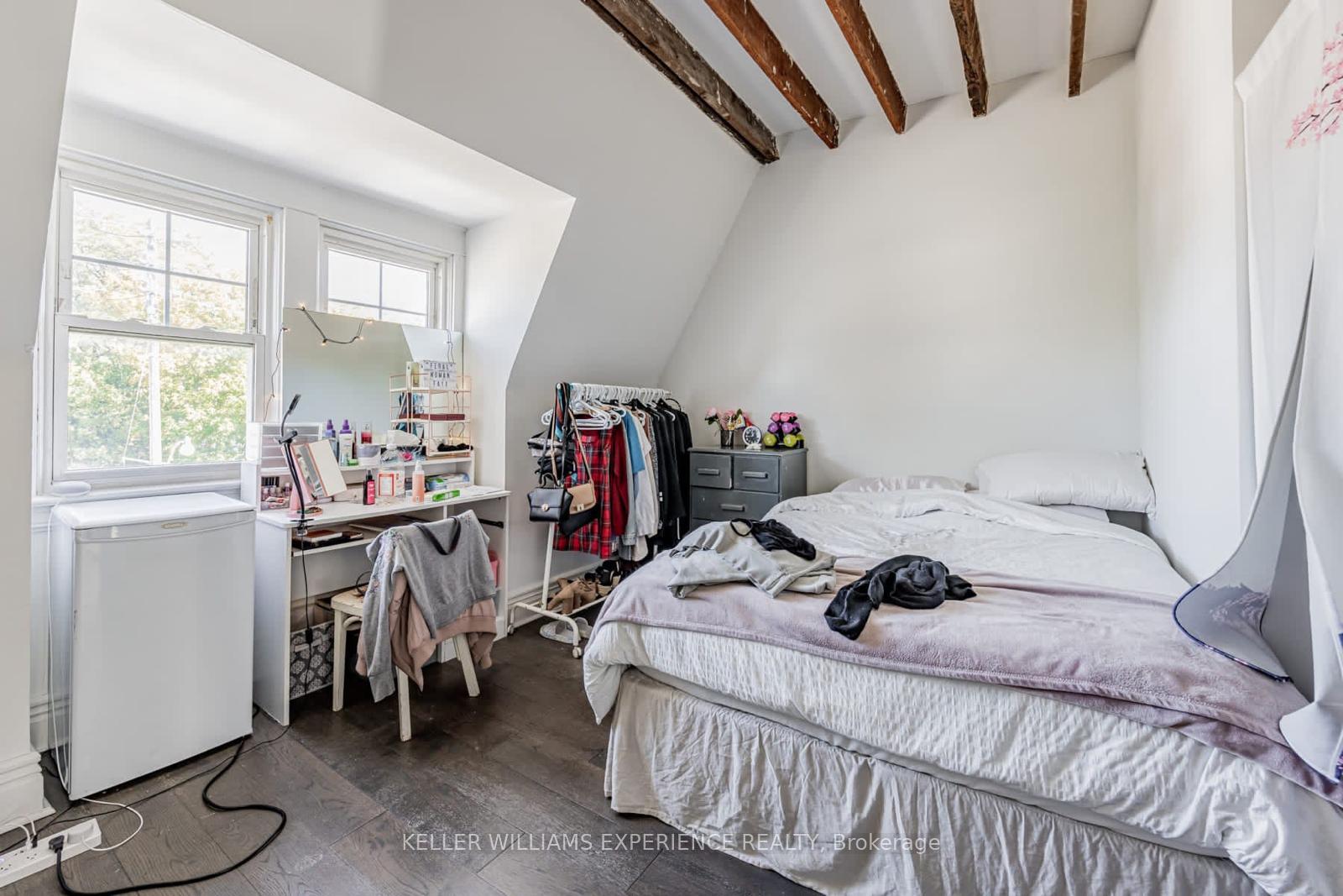 Photo 3 of 14 Coxwell Avenue, Toronto, Greenwood-Coxwell — HOMEH