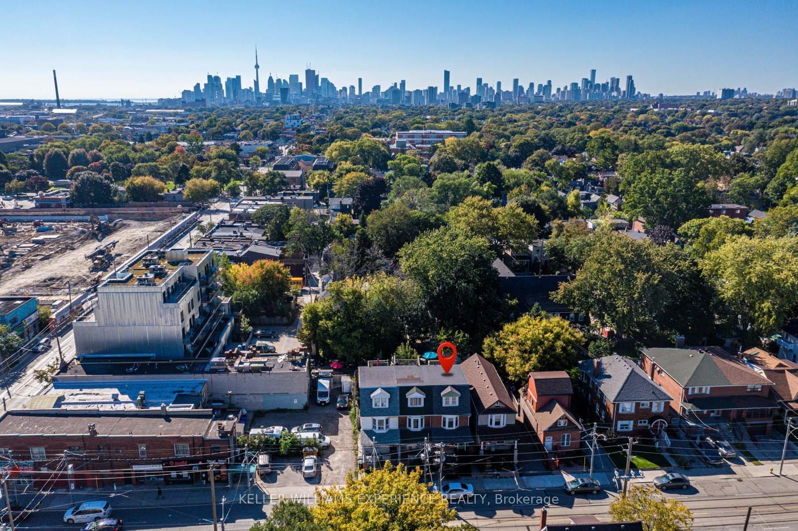 Photo 10 of 14 Coxwell Avenue, Toronto, Greenwood-Coxwell — HOMEH