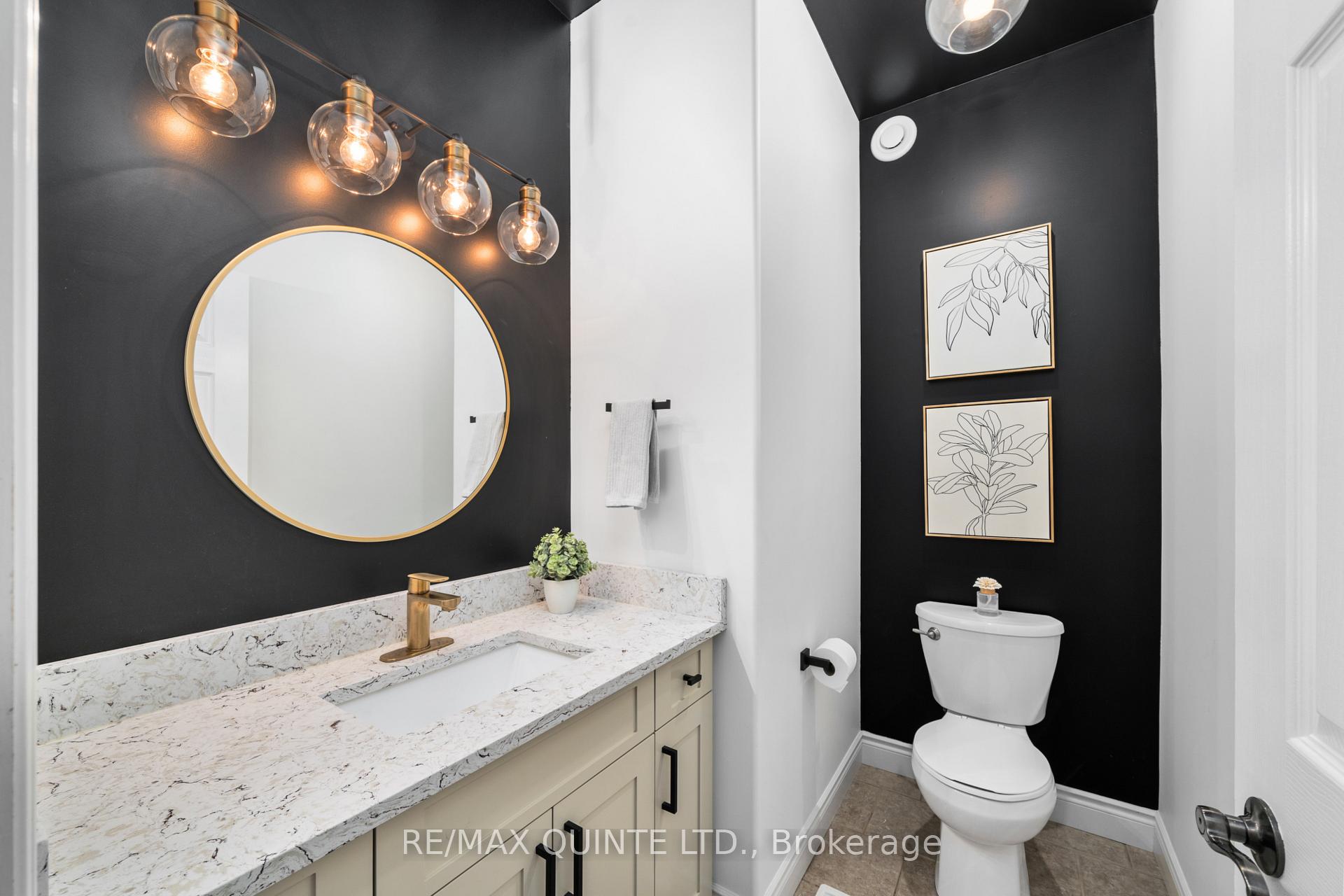 Photo 16 of 16 Erindale Circle, Belleville, Thurlow Ward — HOMEH