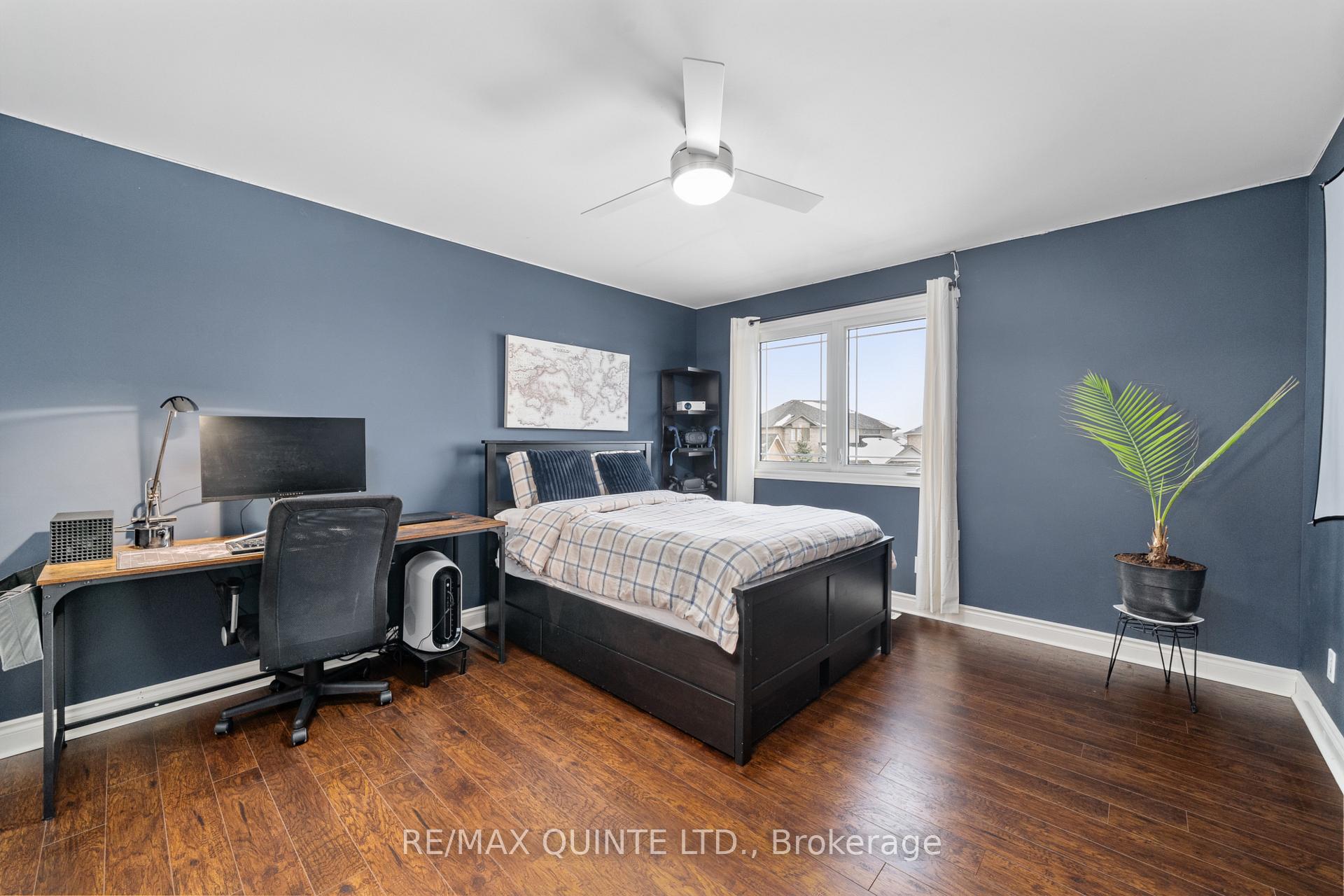 Photo 25 of 16 Erindale Circle, Belleville, Thurlow Ward — HOMEH