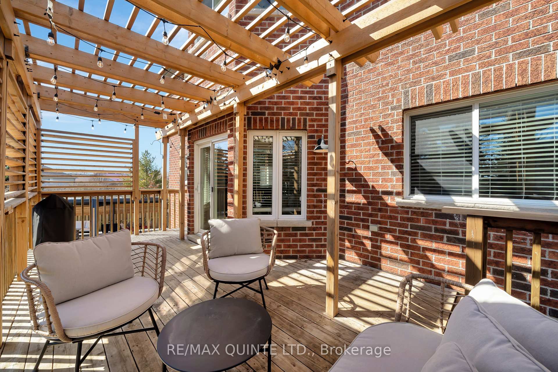 Photo 45 of 16 Erindale Circle, Belleville, Thurlow Ward — HOMEH