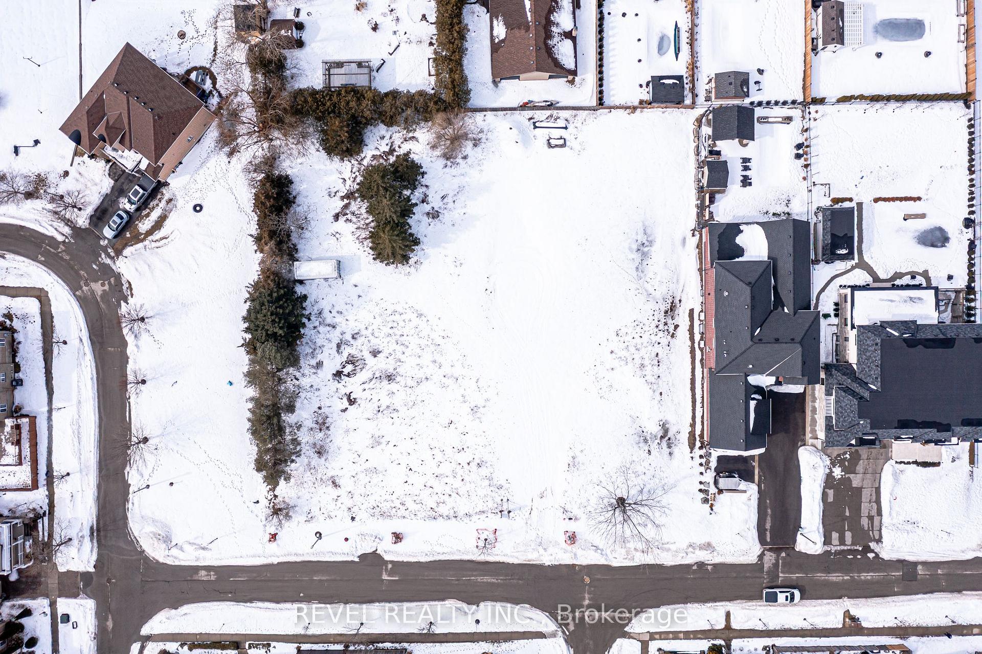 Photo 6 of 32 Sandbeach Drive, Hamilton, Stoney Creek — HOMEH