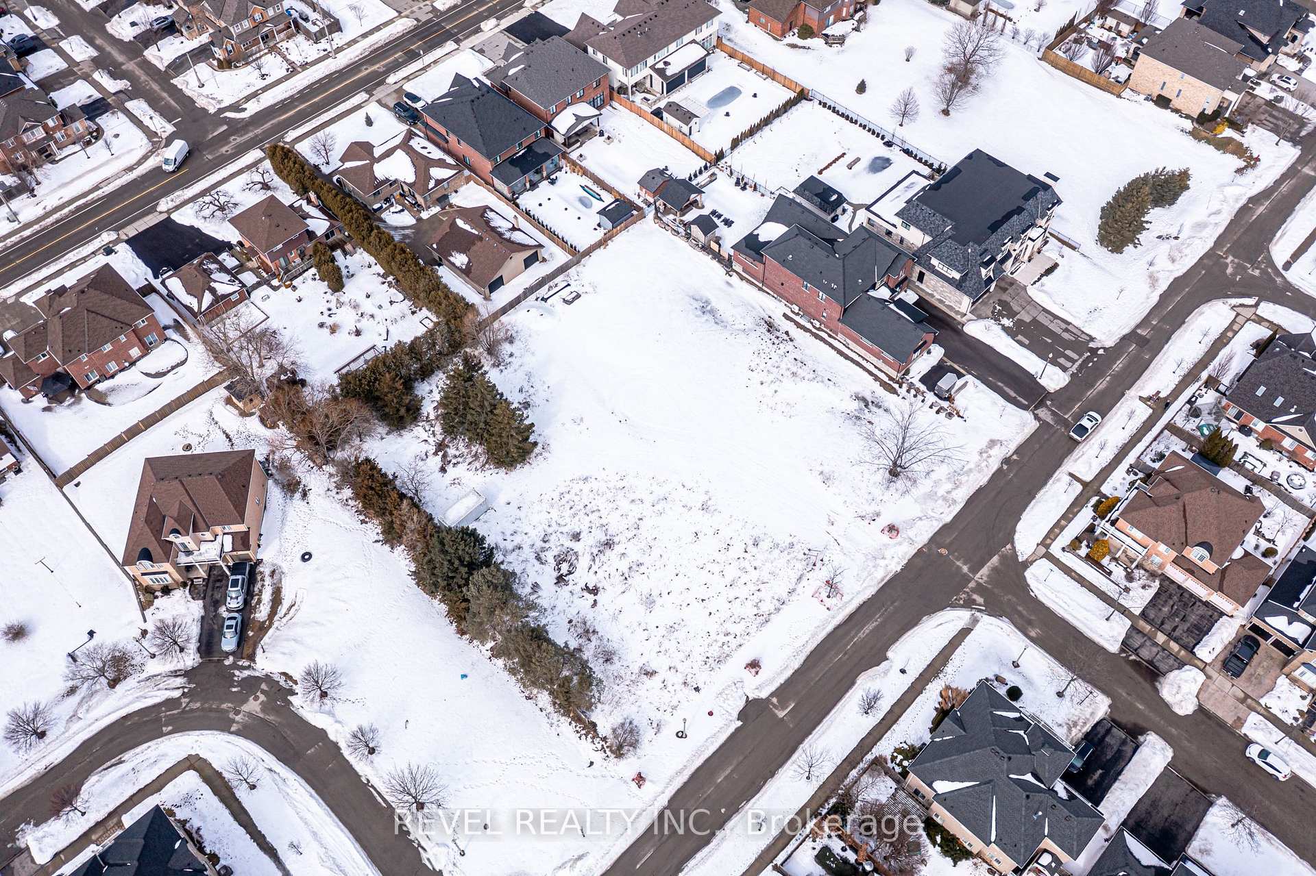 Photo 5 of 32 Sandbeach Drive, Hamilton, Stoney Creek — HOMEH