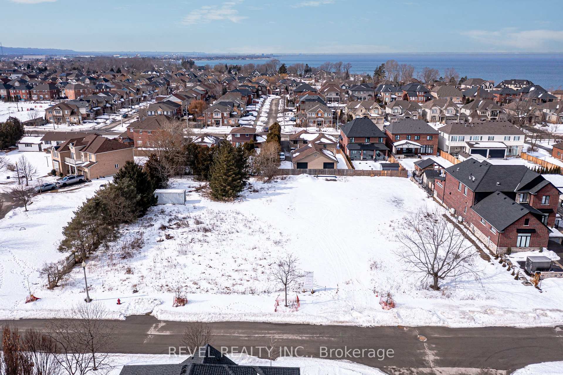 Photo 9 of 32 Sandbeach Drive, Hamilton, Stoney Creek — HOMEH
