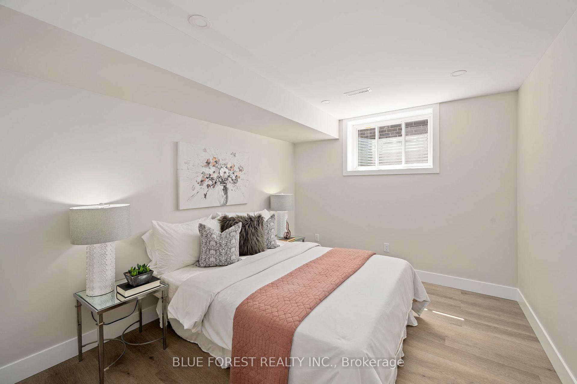 Photo 21 of 14 Dunning Way, St. Thomas — HOMEH