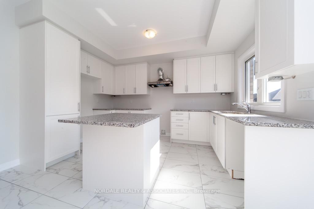 Photo 15 of 1433 Stovell Crescent, Innisfil, Lefroy — HOMEH