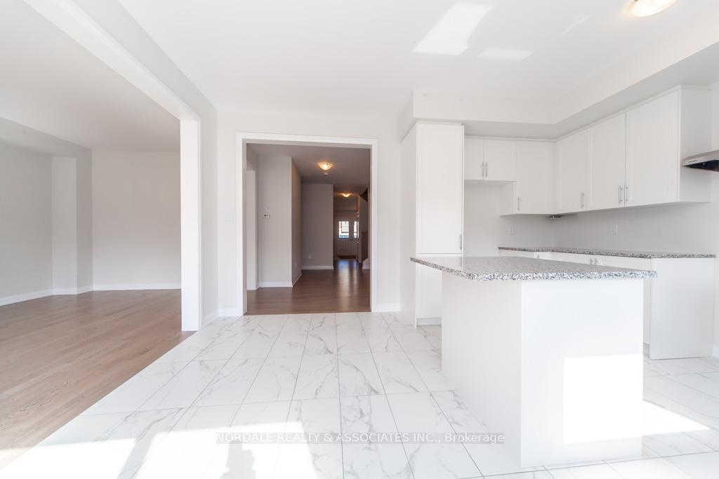 Photo 16 of 1433 Stovell Crescent, Innisfil, Lefroy — HOMEH