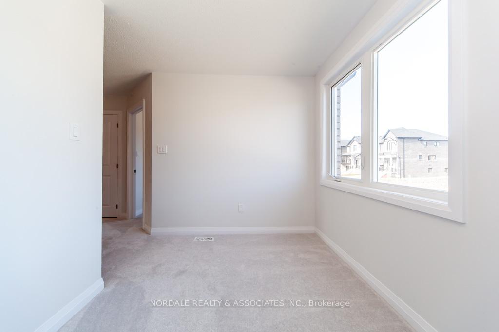 Photo 18 of 1433 Stovell Crescent, Innisfil, Lefroy — HOMEH
