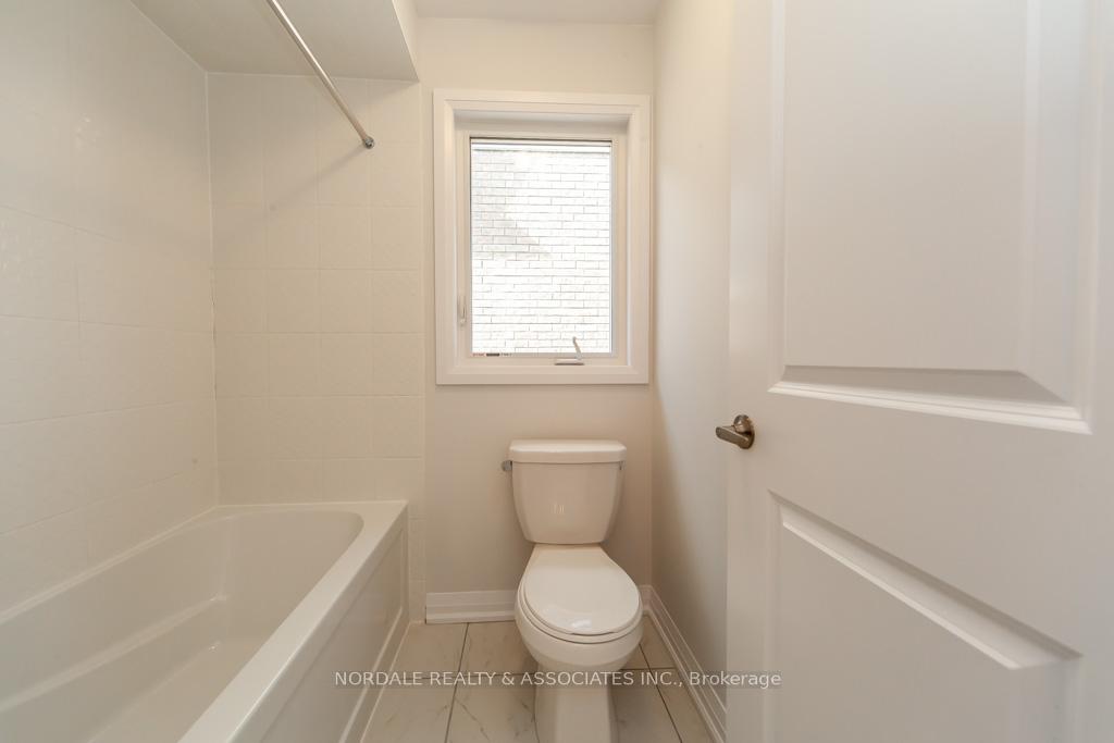 Photo 33 of 1433 Stovell Crescent, Innisfil, Lefroy — HOMEH