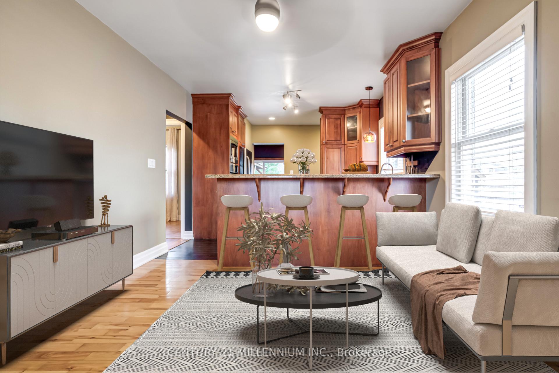 Photo 6 of 18 Royce Avenue, Brampton, Downtown Brampton — HOMEH