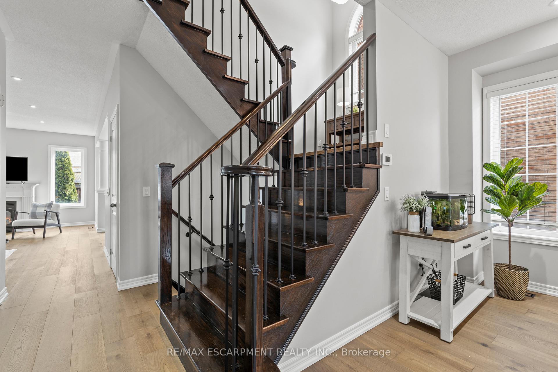 Photo 9 of 88 Wimberly Avenue, Hamilton, Waterdown — HOMEH