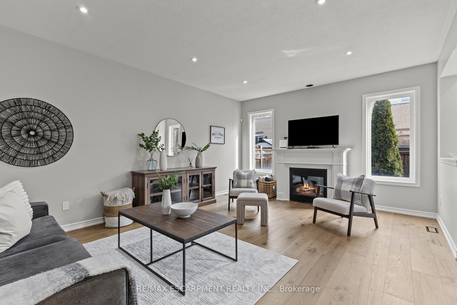 Photo 8 of 88 Wimberly Avenue, Hamilton, Waterdown — HOMEH