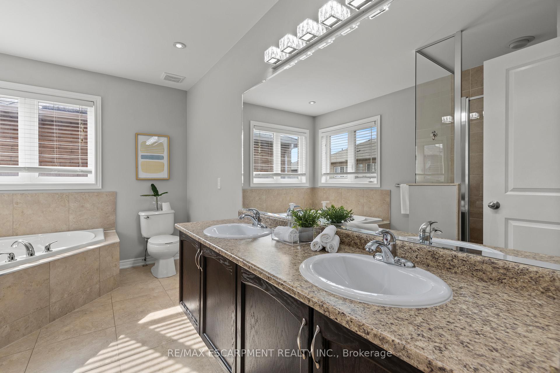 Photo 16 of 88 Wimberly Avenue, Hamilton, Waterdown — HOMEH