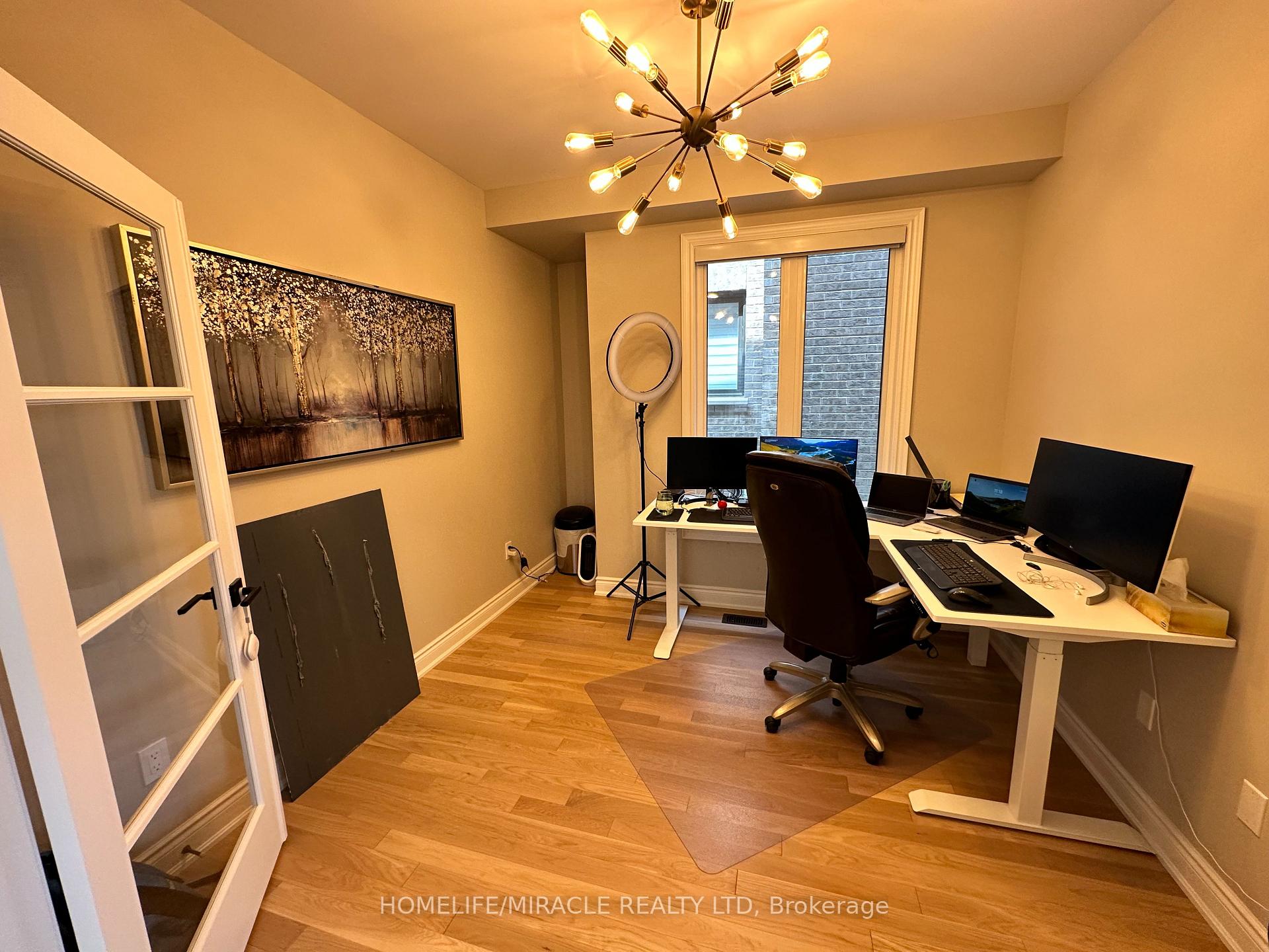 Photo 2 of Unit (Upper), 15 Twilley Road, Brampton, Brampton West — HOMEH