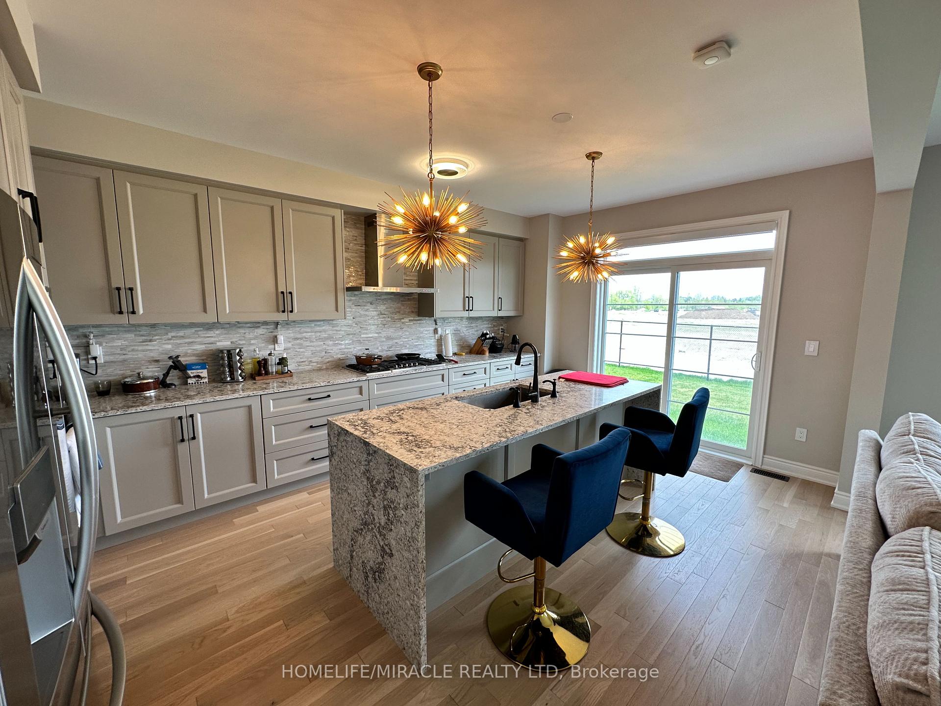 Photo 16 of Unit (Upper), 15 Twilley Road, Brampton, Brampton West — HOMEH