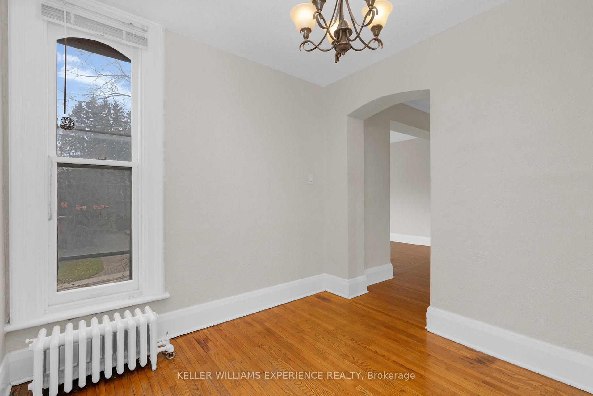 Photo 10 of Unit 6, 101 Clapperton Street, Barrie, City Centre — HOMEH