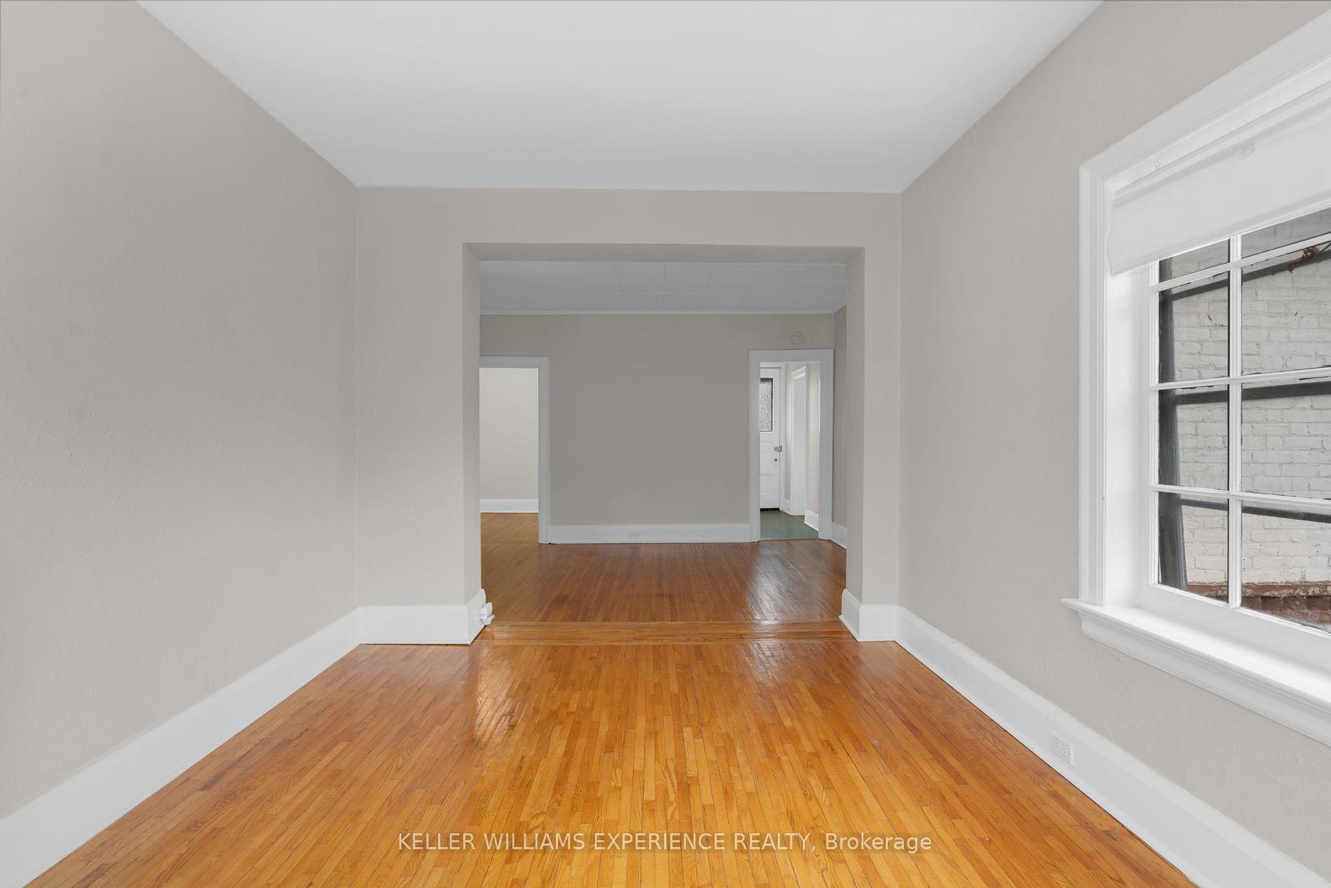 Photo 2 of Unit 6, 101 Clapperton Street, Barrie, City Centre — HOMEH