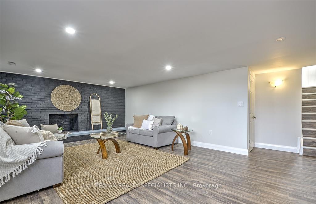 Photo 5 of Unit lower, 1765 Golfview Drive N, LaSalle — HOMEH