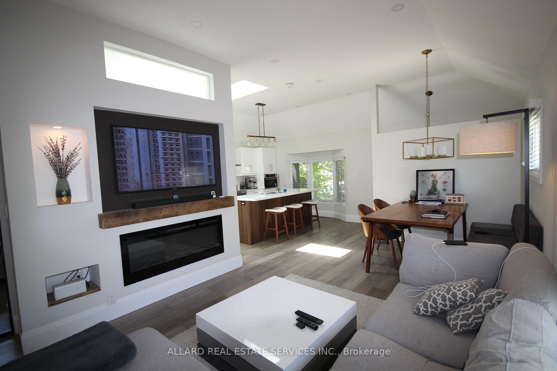Photo 2 of 361 Rhodes Avenue, Toronto, Greenwood-Coxwell — HOMEH